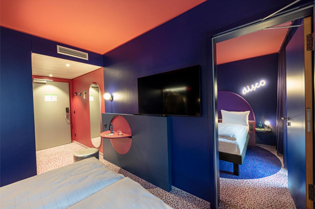 Ibis Styles Muenchen Perlach Exteriör bild